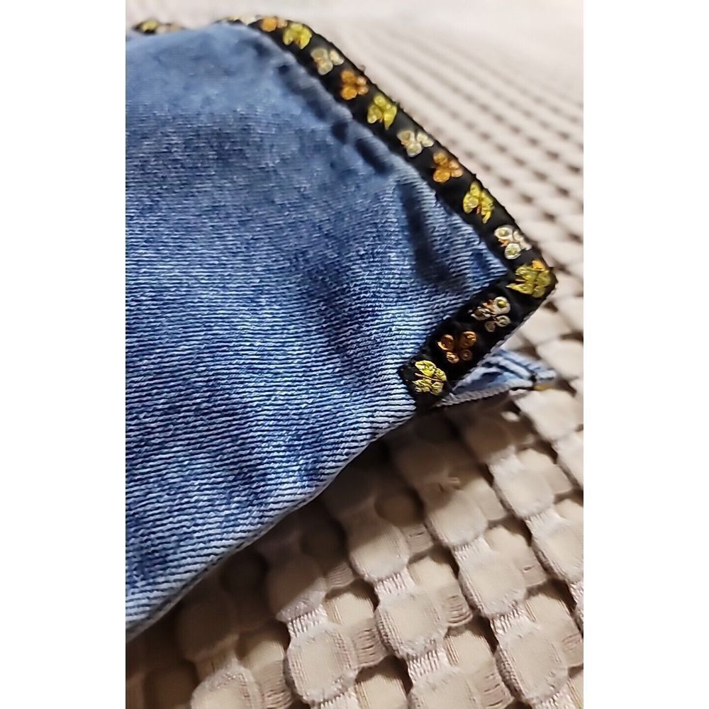 Zana Di Jeans Size 11 Blue Butterfly Embroidery Bell Bottom - Picture 9 of 15